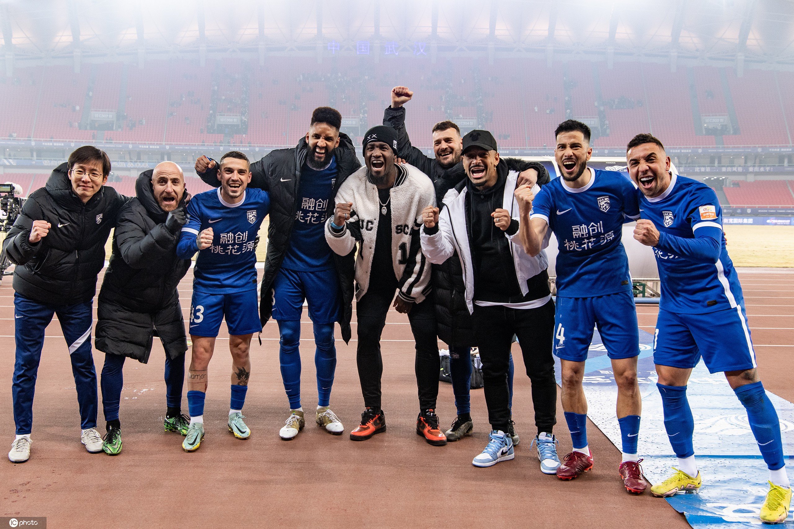 就在今天！9月18日凌晨，传来北京国安、上海申花、成都蓉城消息